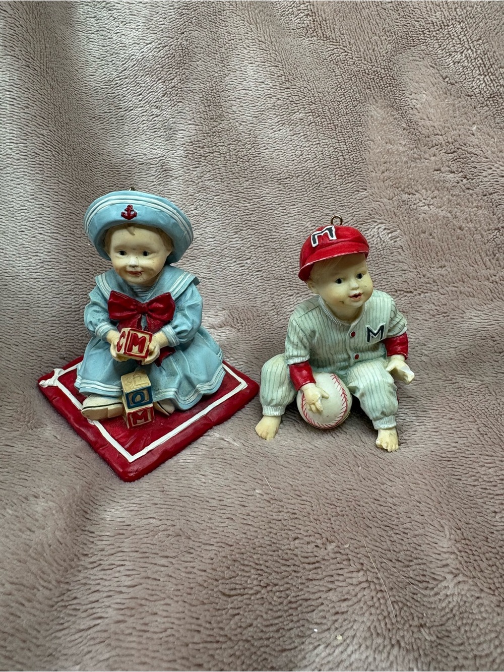 Vintage 1993 Ashton-Drake Galleries Baby Figurine Ornaments Set of 2